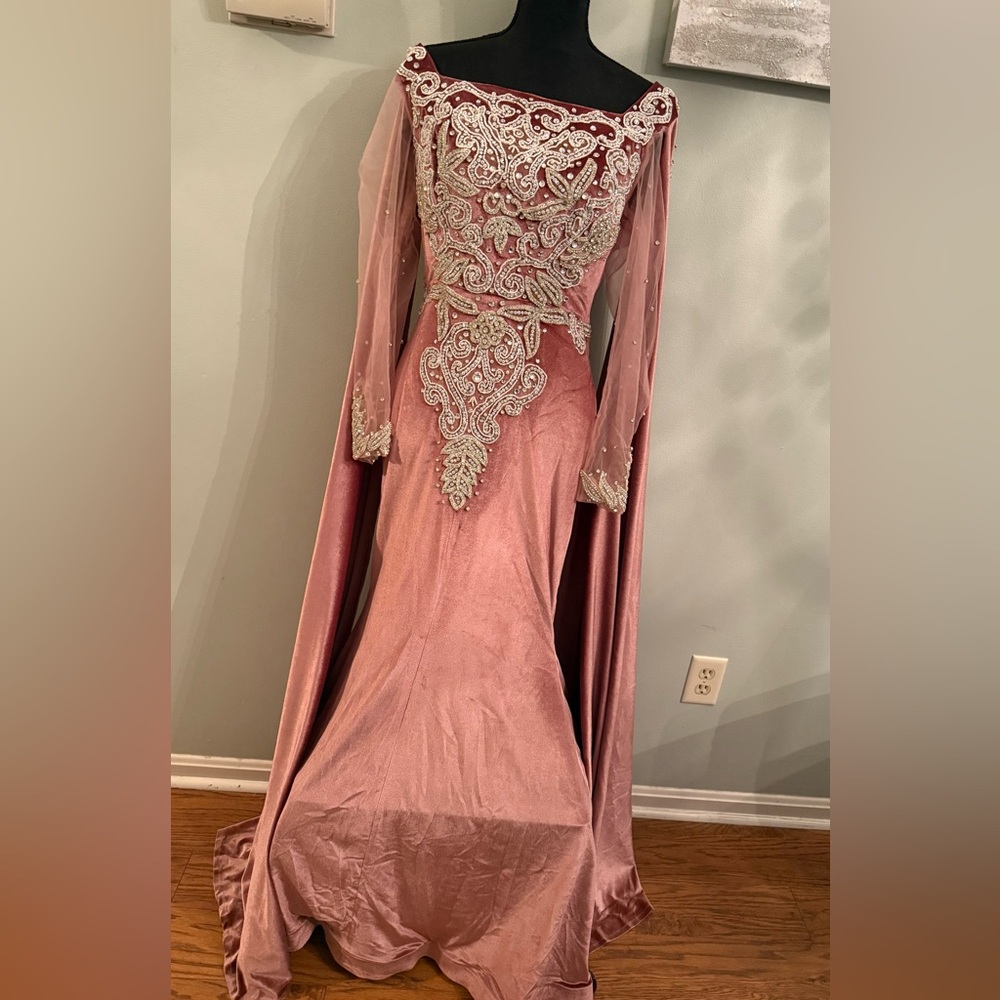 Pink Mermaid Overlong Sleeves Dress🩷
